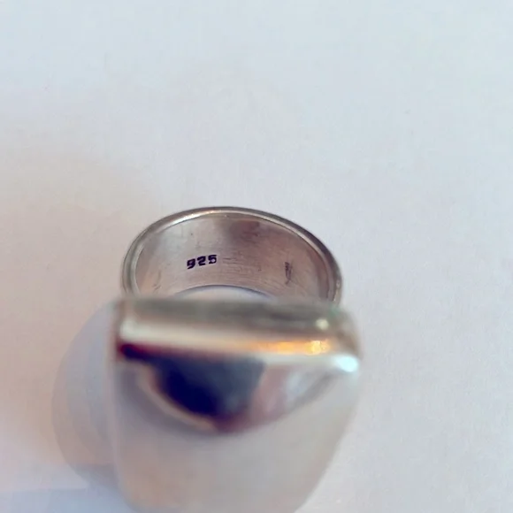 Sterling Silver Ring - Picture 2 of 9